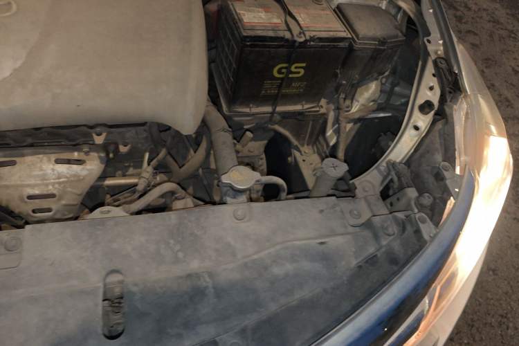 Used Toyota Vios 2014 1.5L Automatic ZhiZhen Edition Engine Bay Left