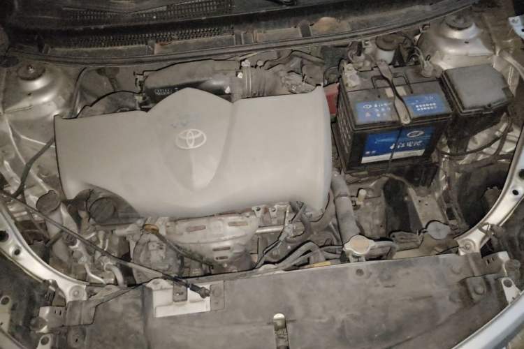 Used Toyota Vios 2014 1.3L Automatic Standard Edition Engine Bay