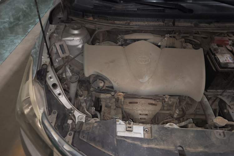 Used Toyota Vios 2014 1.5L Manual Smart Edition Engine Bay Right