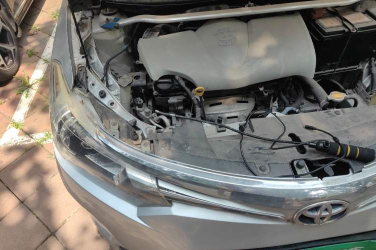 Used Toyota Vios 2014 1.3L Manual Xiang Edition Engine Bay Right