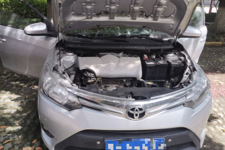 Used Toyota Vios 2014 1.5L Automatic ZhiShang Edition Engine Bay Right