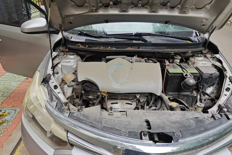 Used Toyota Vios 2014 1.5L Manual ZhiZhen Edition Engine Bay Right