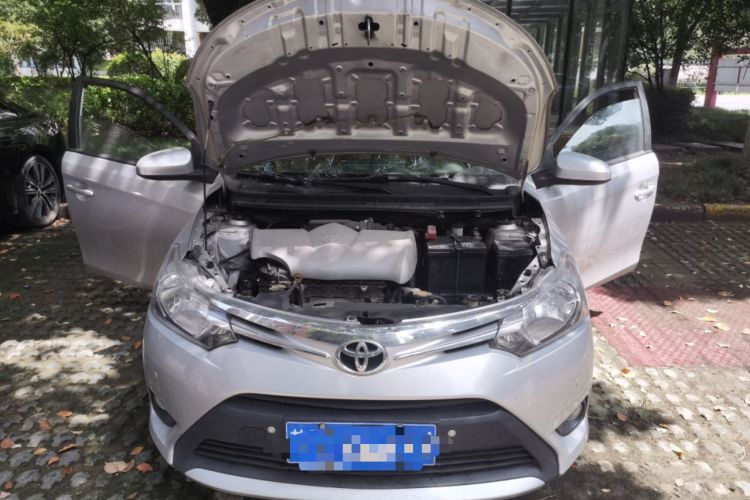 Used Toyota Vios 2014 1.5L Automatic ZhiShang Edition Engine Bay