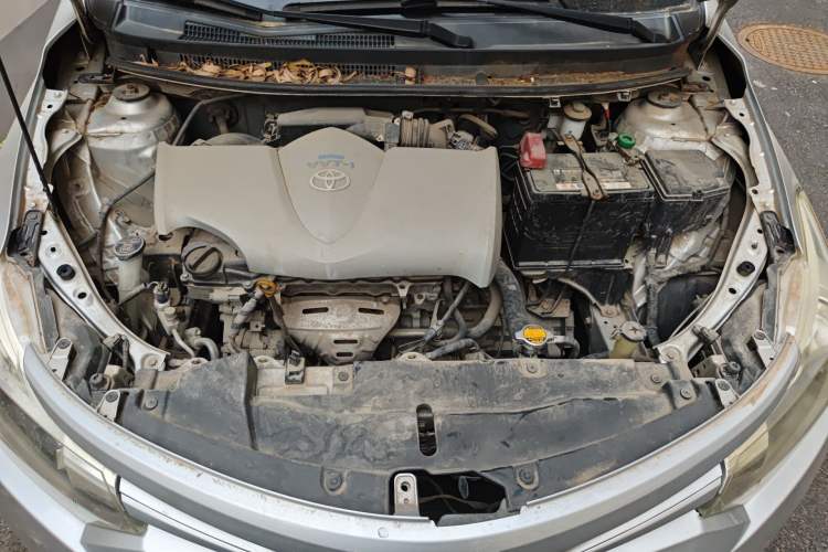 Used Toyota Vios 2014 1.3L Manual Xiang Edition Engine Bay
