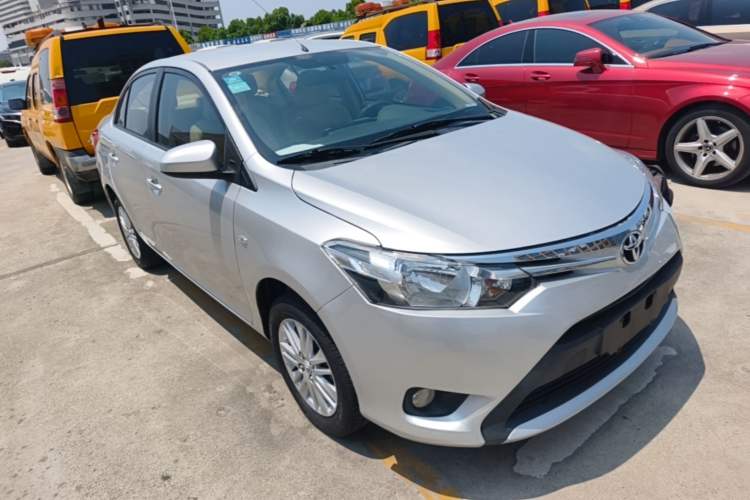 Used Toyota Vios 2014 1.3L Automatic ZhiShang Edition Exterior 1