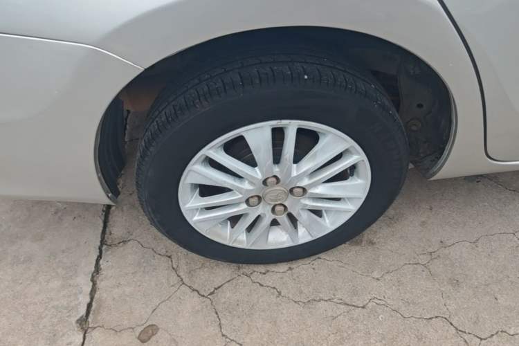 Used Toyota Vios 2014 1.5L Automatic ZhiZhen Edition Exterior 3