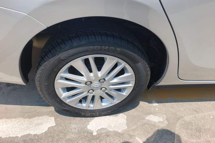 Used Toyota Vios 2014 1.3L Automatic ZhiShang Edition Exterior 5