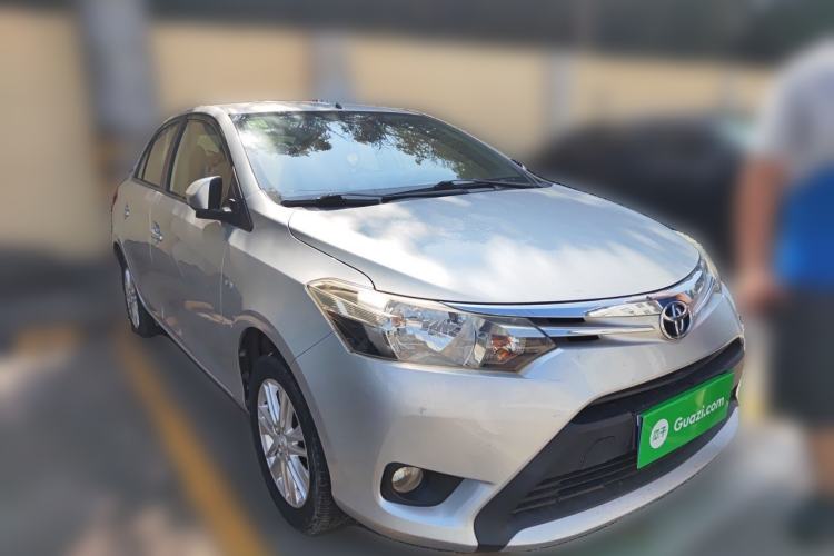 Used Toyota Vios 2014 1.5L Manual ZhiShang Edition Front Right 45 Deg