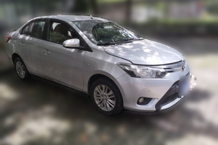 Used Toyota Vios 2014 1.5L Automatic ZhiShang Edition Front Right 45 Deg