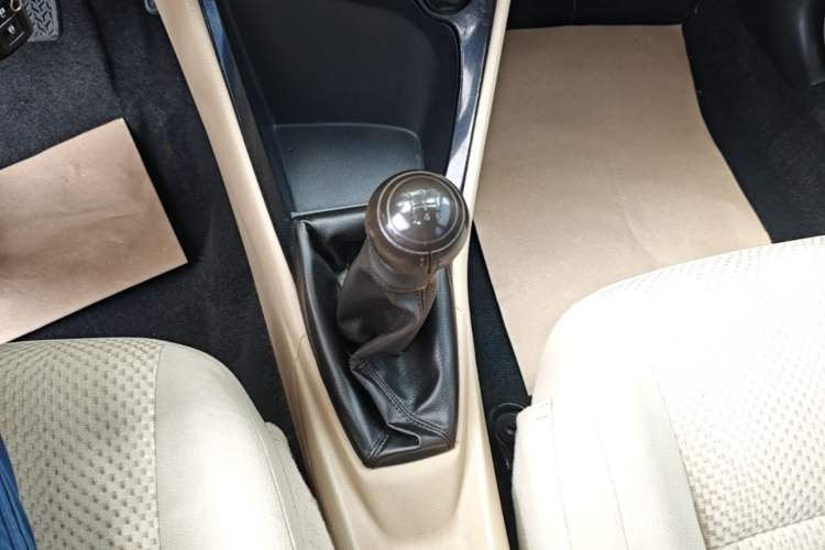 Used Toyota Vios 2014 1.5L Manual ZhiZhen Edition Gear Lever