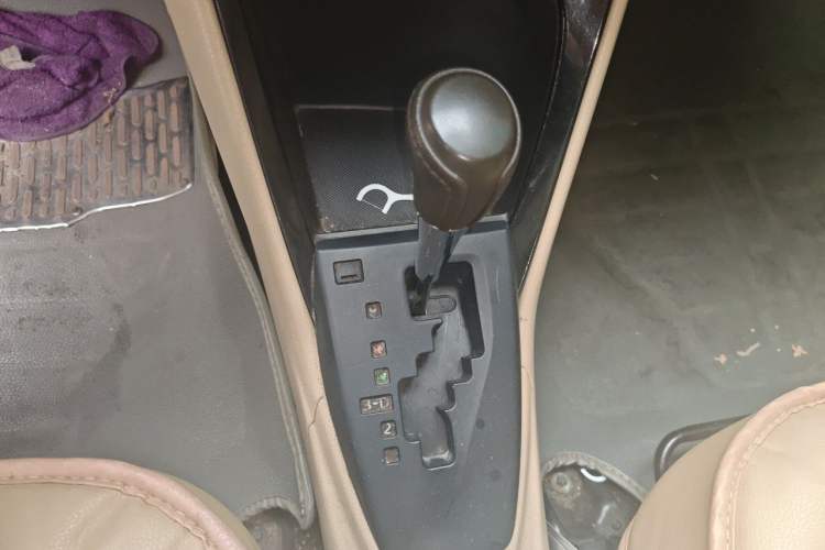Used Toyota Vios 2014 1.5L Automatic ZhiZhen Edition Gear Lever