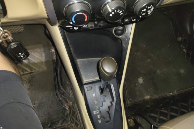Used Toyota Vios 2014 1.5L Automatic ZhiZhen Edition Gear Lever