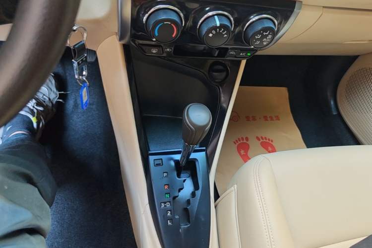 Used Toyota Vios 2014 1.5L Automatic ZhiZhen Edition Gear Lever