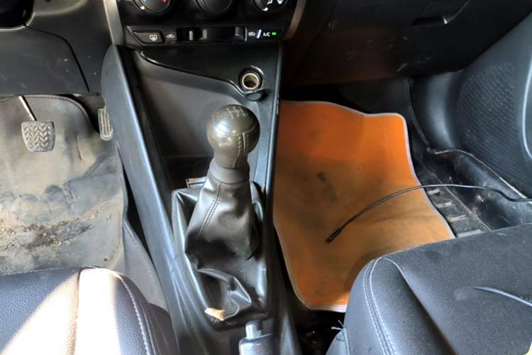 Used Toyota Vios 2014 1.5L Manual ZhiZhen Edition Gear Lever