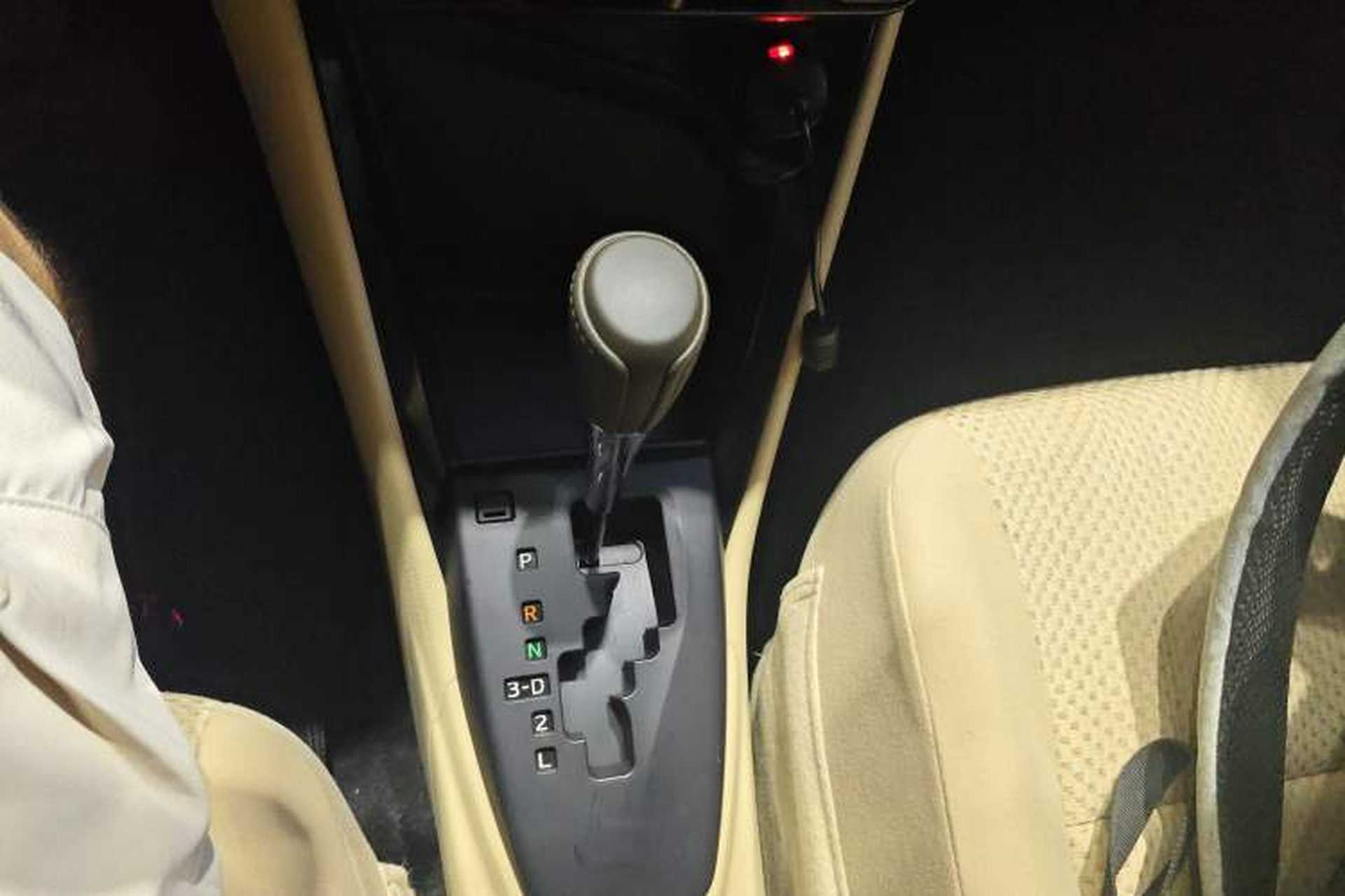 Used Toyota Vios 2014 1.5L Automatic ZhiZhen Edition Gear Lever