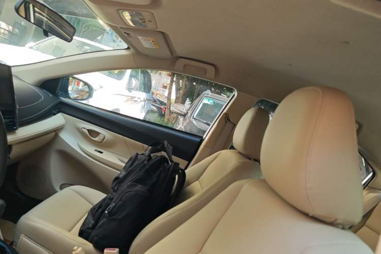 Used Toyota Vios 2014 1.5L Automatic ZhiZhen Edition Headliner