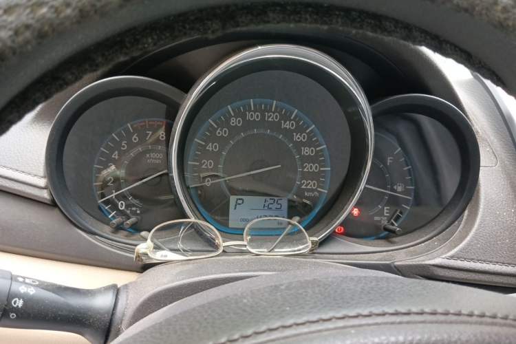 Used Toyota Vios 2014 1.3L Automatic Standard Edition Instrument Cluster