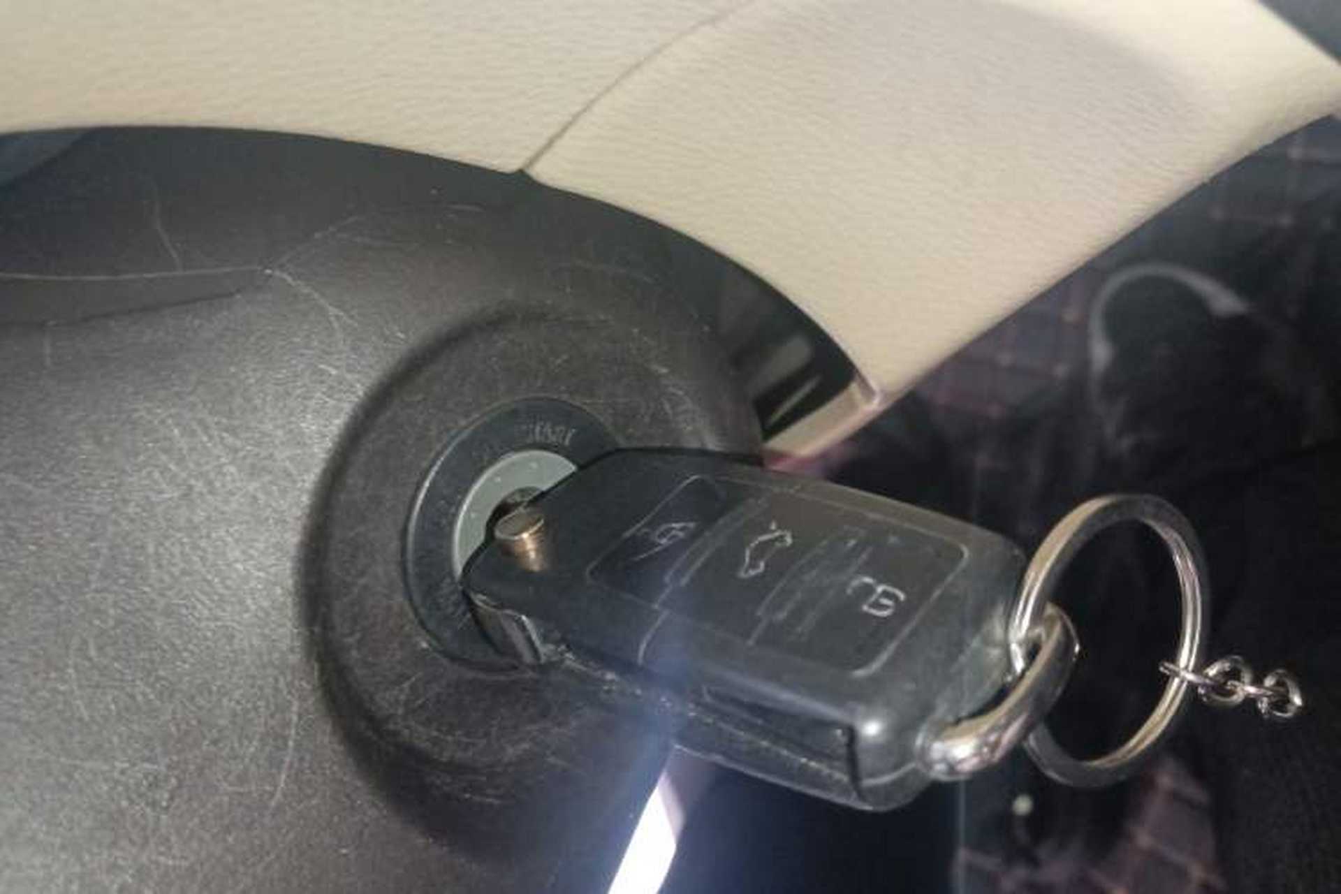 Used Toyota Vios 2014 1.5L Automatic ZhiZhen Edition Interior 1