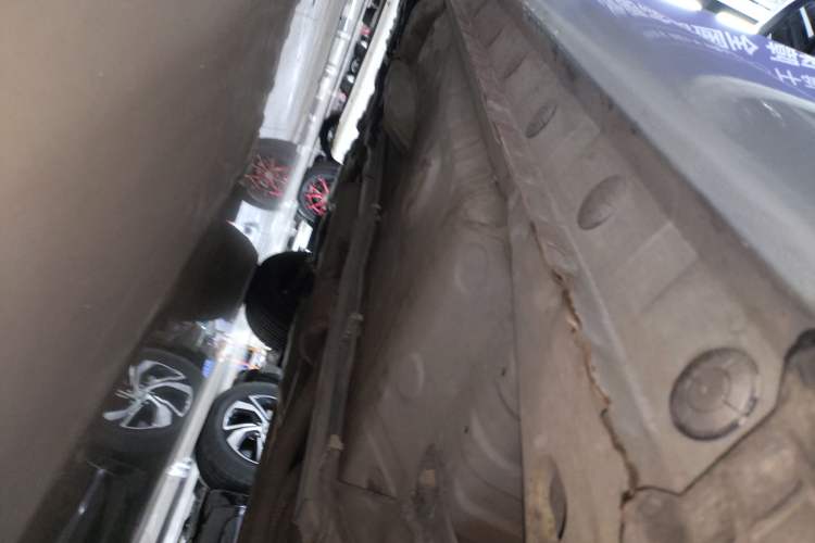 Used Toyota Vios 2014 1.3L Automatic Standard Edition Left Side Sill