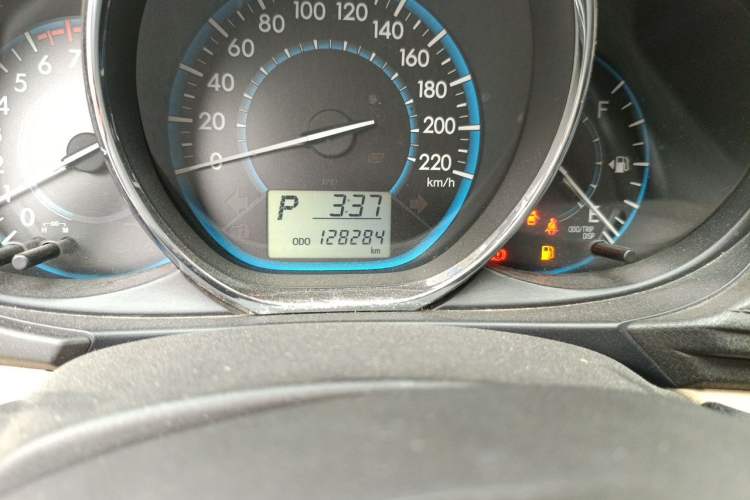 Used Toyota Vios 2014 1.3L Automatic Standard Edition Odometer Close Up