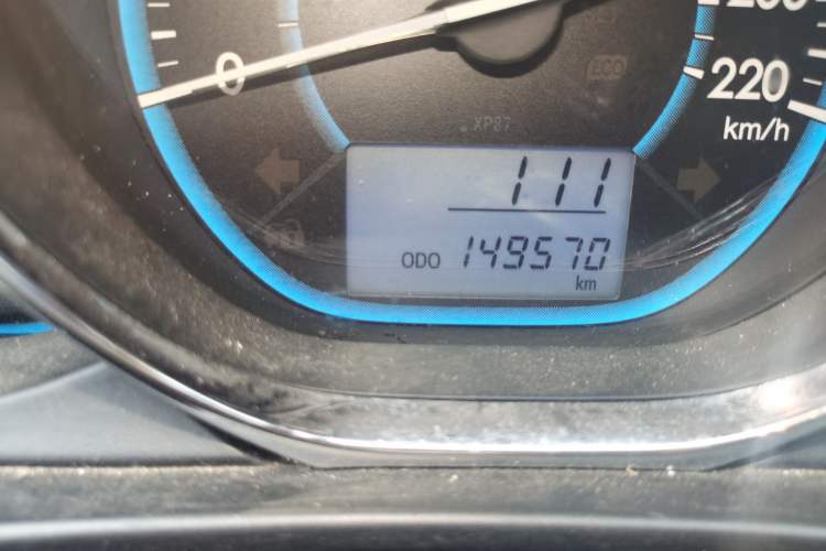 Used Toyota Vios 2014 1.5L Manual ZhiZhen Edition Odometer Close Up