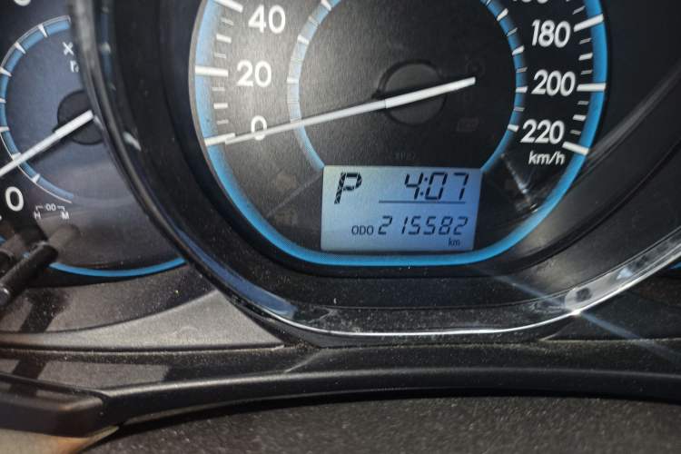 Used Toyota Vios 2014 1.5L Automatic ZhiZhen Edition Odometer Close Up