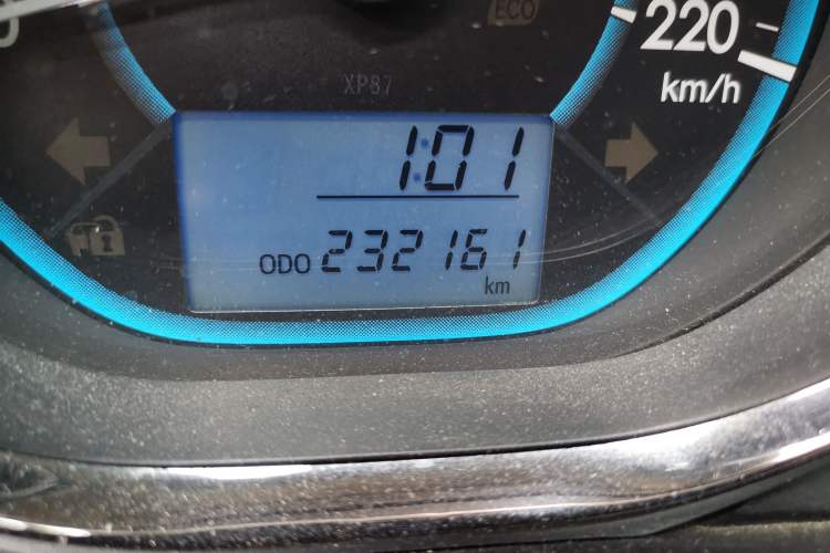 Used Toyota Vios 2014 1.5L Manual ZhiZhen Edition Odometer Close Up