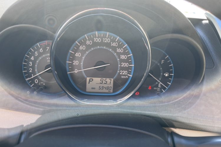 Used Toyota Vios 2014 1.5L Automatic ZhiZhen Edition Odometer Close Up