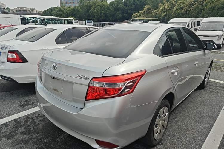 Used Toyota Vios 2014 1.5L Automatic ZhiZhen Edition Rear Right 45 Deg