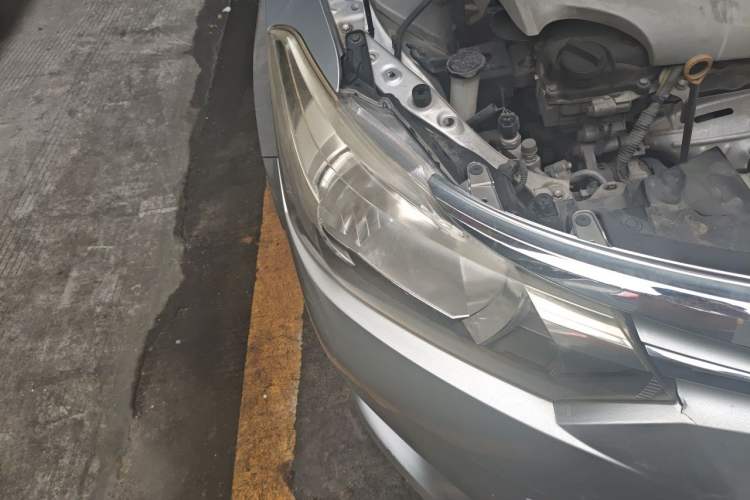 Used Toyota Vios 2014 1.5L Automatic ZhiZhen Edition Right Front Headlight