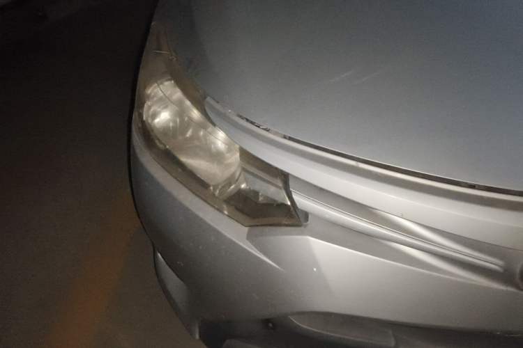 Used Toyota Vios 2014 1.3L Automatic Standard Edition Right Front Headlight
