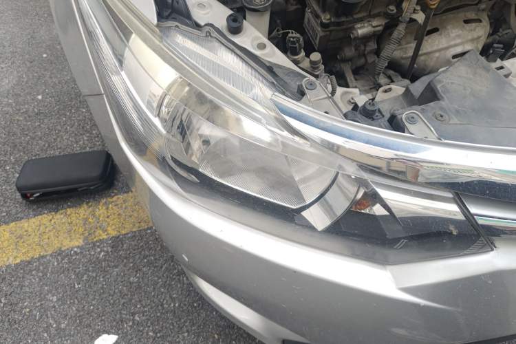Used Toyota Vios 2014 1.5L Automatic ZhiZhen Edition Right Front Headlight