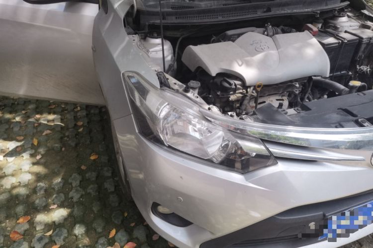 Used Toyota Vios 2014 1.5L Automatic ZhiShang Edition Right Front Headlight