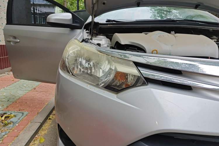 Used Toyota Vios 2014 1.5L Manual ZhiZhen Edition Right Front Headlight