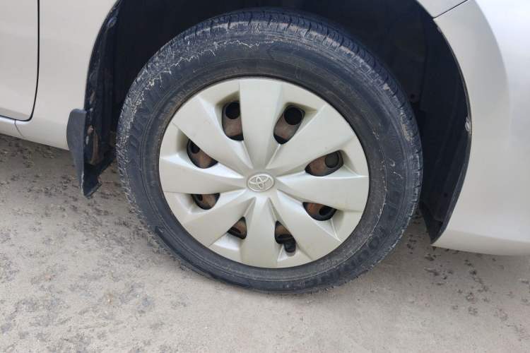 Used Toyota Vios 2014 1.3L Manual Xiang Edition Right Front Wheel Hub