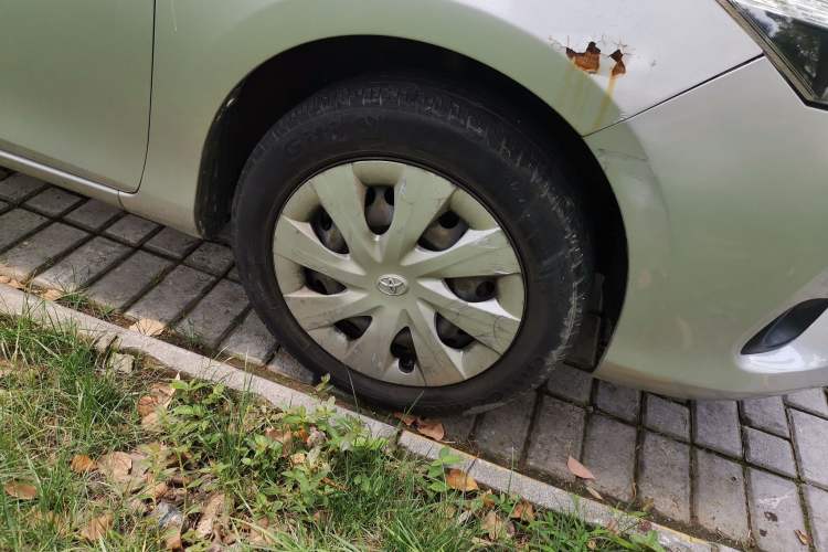 Used Toyota Vios 2014 1.5L Manual ZhiZhen Edition Right Front Wheel Hub