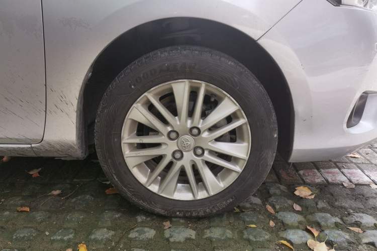 Used Toyota Vios 2014 1.5L Automatic ZhiShang Edition Right Front Wheel Hub