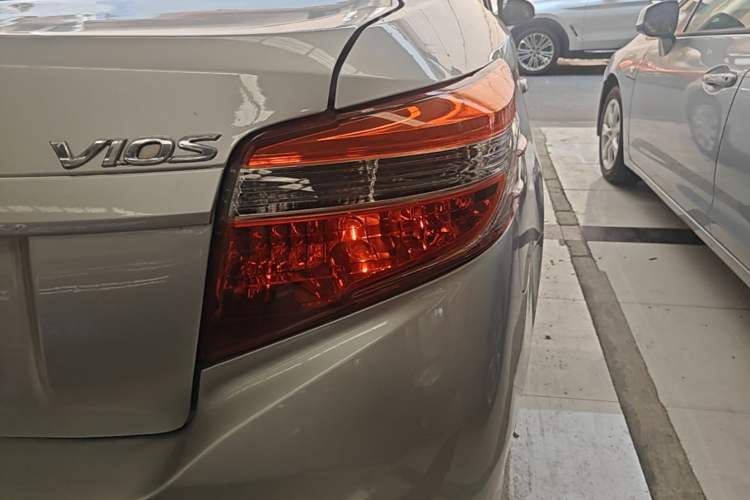 Used Toyota Vios 2014 1.5L Automatic ZhiZhen Edition Right Rear Taillight
