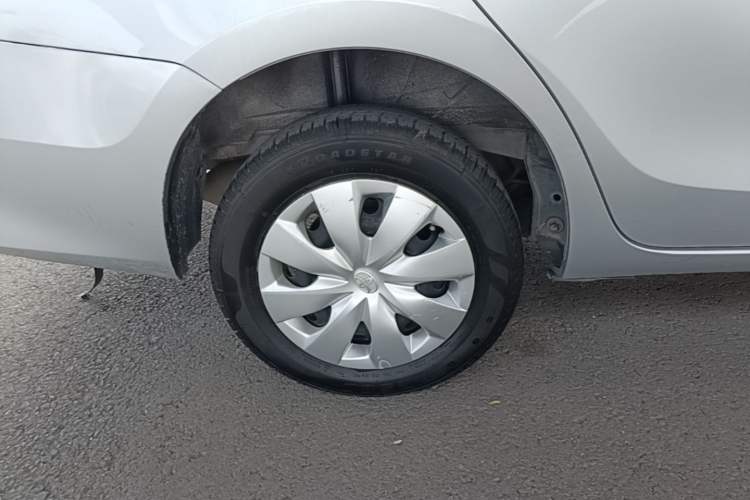 Used Toyota Vios 2014 1.3L Manual Xiang Edition Right Rear Wheel Hub