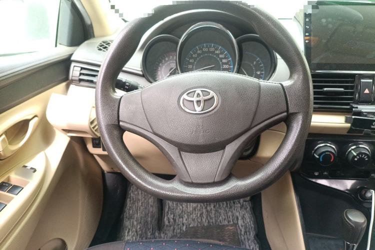 Used Toyota Vios 2014 1.3L Automatic Standard Edition Steering Wheel