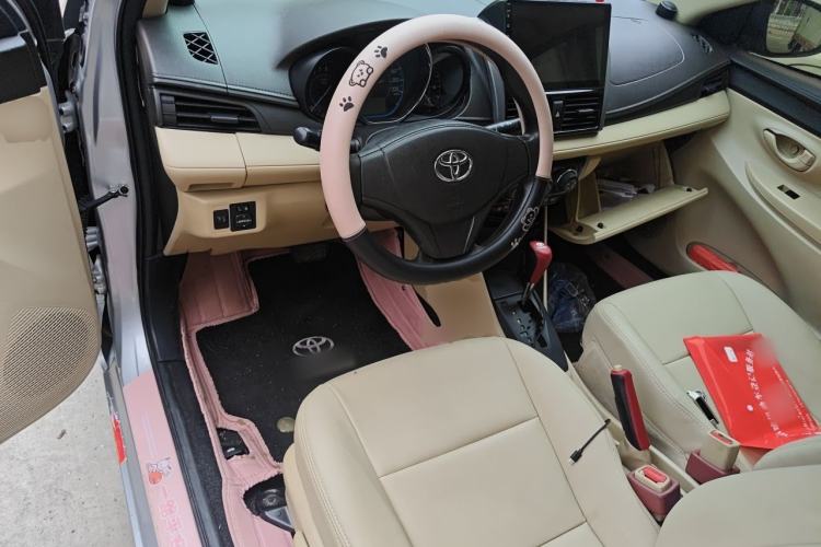 Used Toyota Vios 2014 1.3L Automatic Standard Edition Steering Wheel