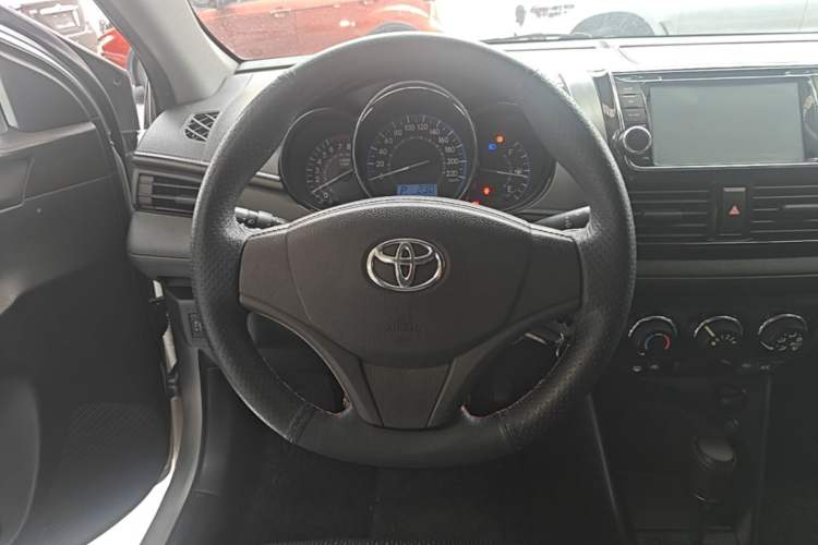 Used Toyota Vios 2014 1.5L Automatic ZhiZhen Edition Steering Wheel