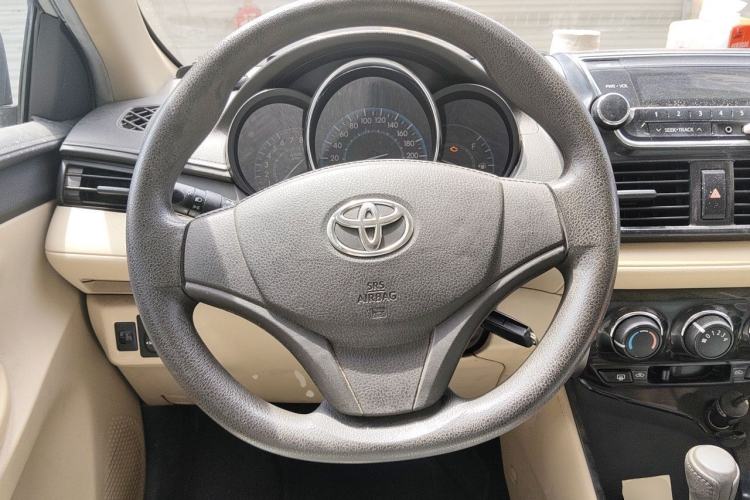 Used Toyota Vios 2014 1.3L Automatic Standard Edition Steering Wheel