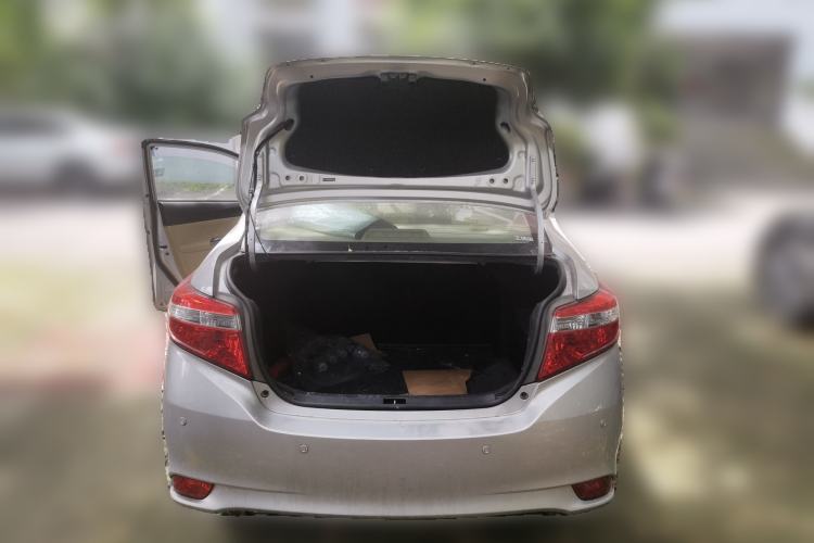 Used Toyota Vios 2014 1.5L Automatic ZhiShang Edition Trunk