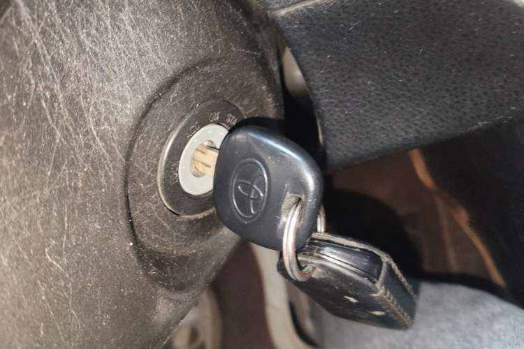 Used Toyota Vios 2014 1.3L Automatic ZhiShang Edition Vehicle Key