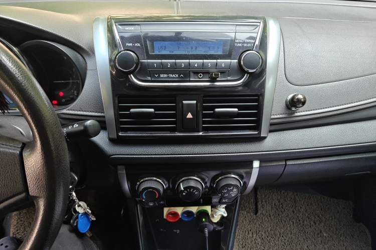 Used Toyota Vios 2014 1.3L Manual Xiang Edition Audio And AC Panel