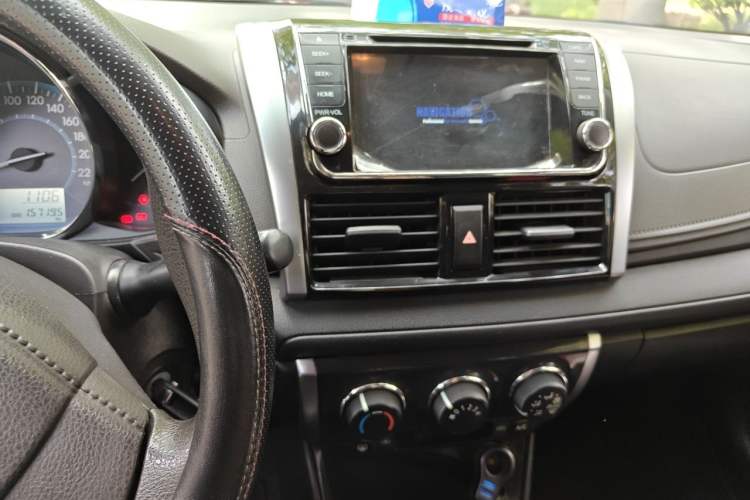 Used Toyota Vios 2014 1.5L Manual ZhiZhen Edition Audio And AC Panel