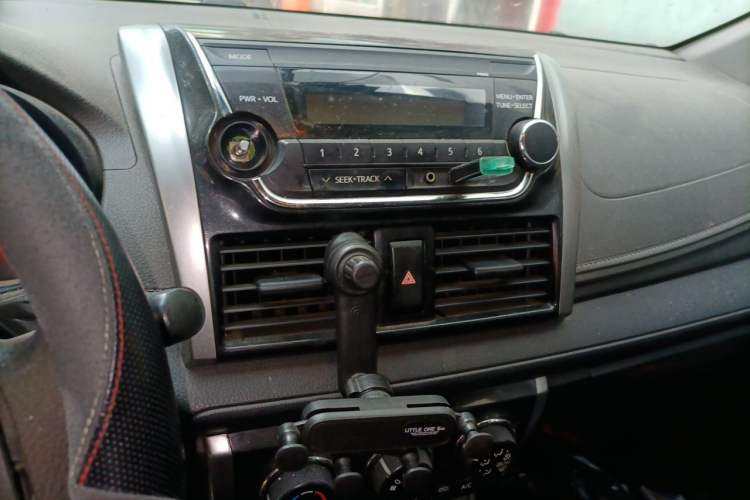 Used Toyota Vios 2014 1.5L Manual ZhiZhen Edition Audio And AC Panel