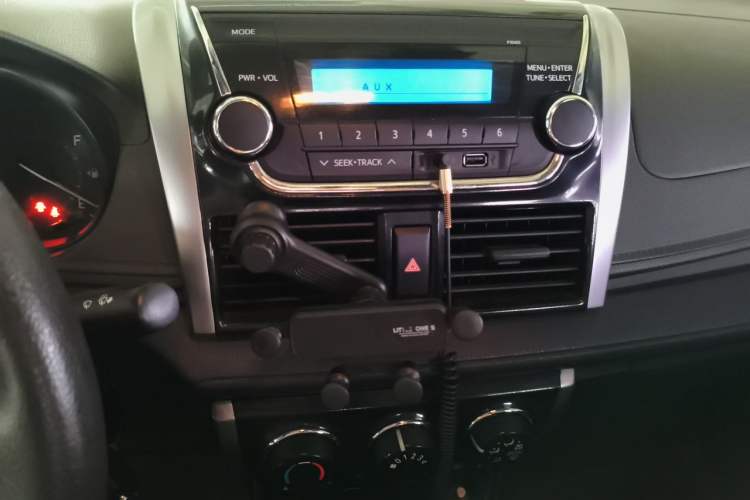 Used Toyota Vios 2014 1.5L Manual ZhiZhen Edition Audio And AC Panel