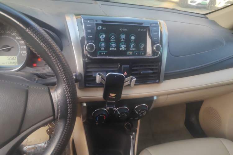 Used Toyota Vios 2014 1.3L Manual Value Edition Audio And AC Panel